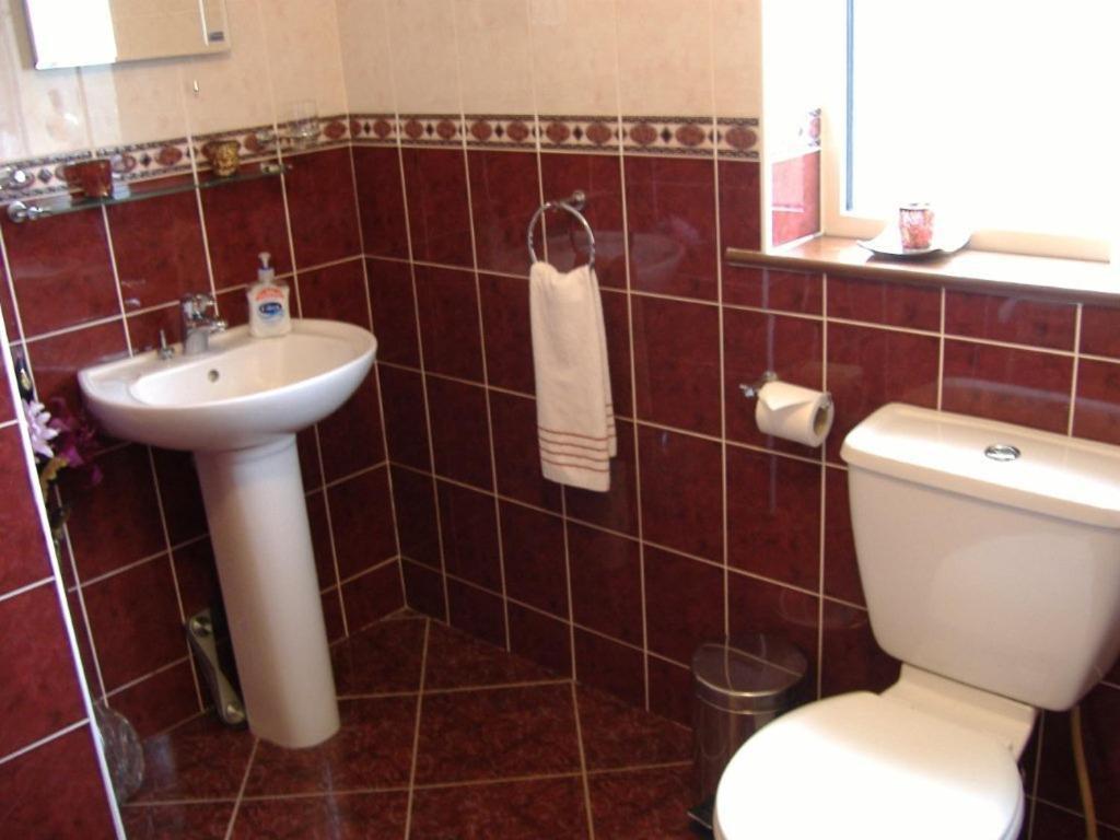 אוטרארד Riverwalk House B&B חדר תמונה