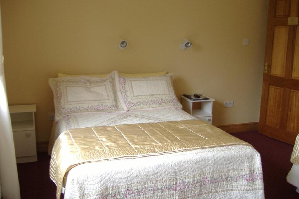 אוטרארד Riverwalk House B&B חדר תמונה