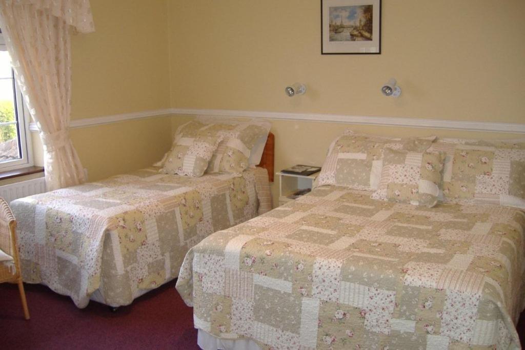 אוטרארד Riverwalk House B&B חדר תמונה