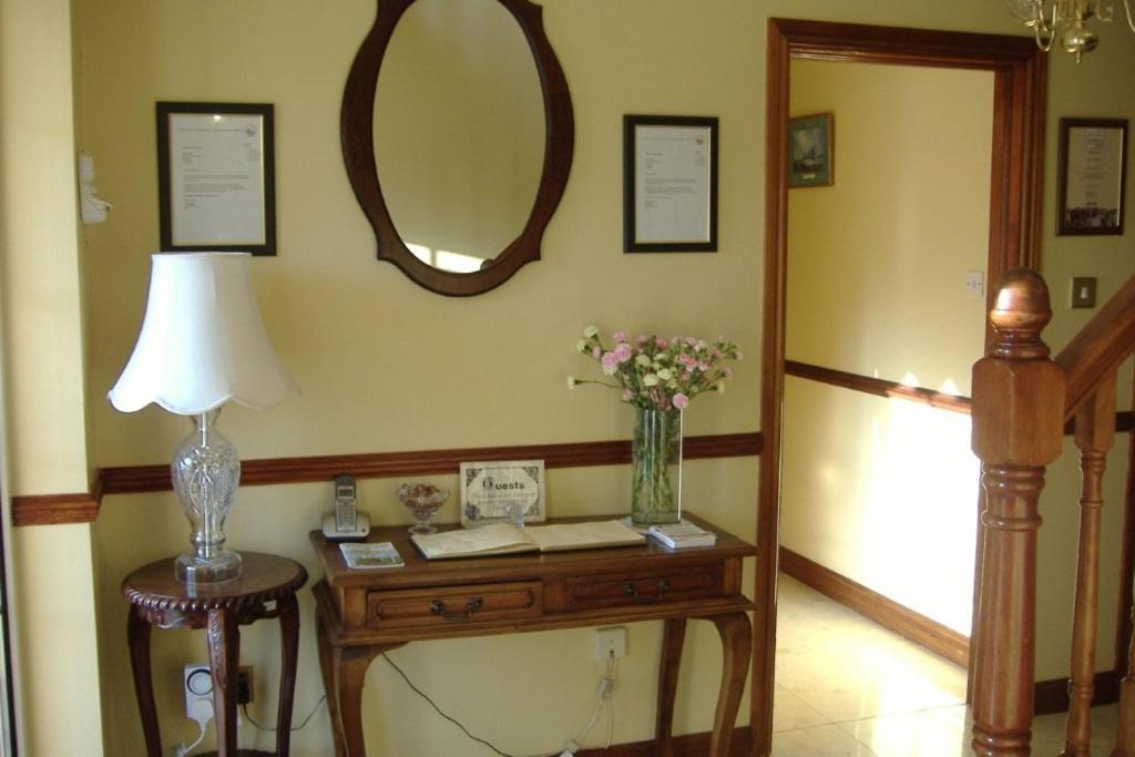 אוטרארד Riverwalk House B&B מראה חיצוני תמונה